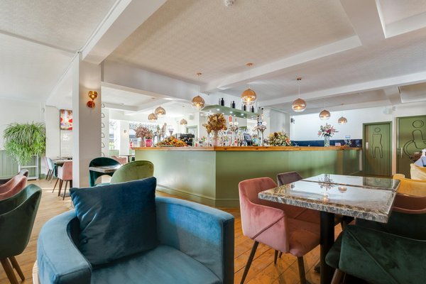 Welche Rolle spielt die Musik im Restaurant für die Gästeerfahrung?